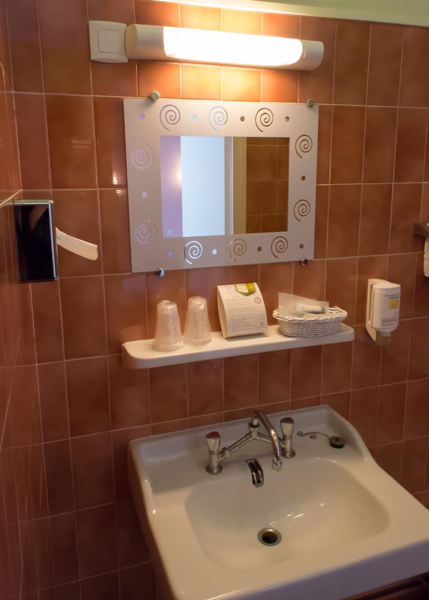 La Tete Noire Hotell Montrichard Eksteriør bilde